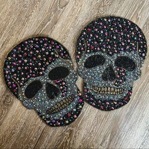 Tahari Home 15” Halloween / Day of the Dead Beaded Skull Charger Placemat